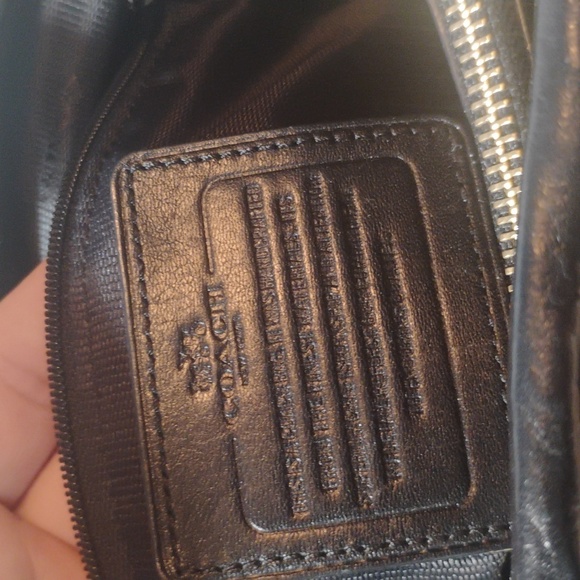 Coach 34564 Gathered Leather Kitt Carryall Tote - Picture 10 of 11